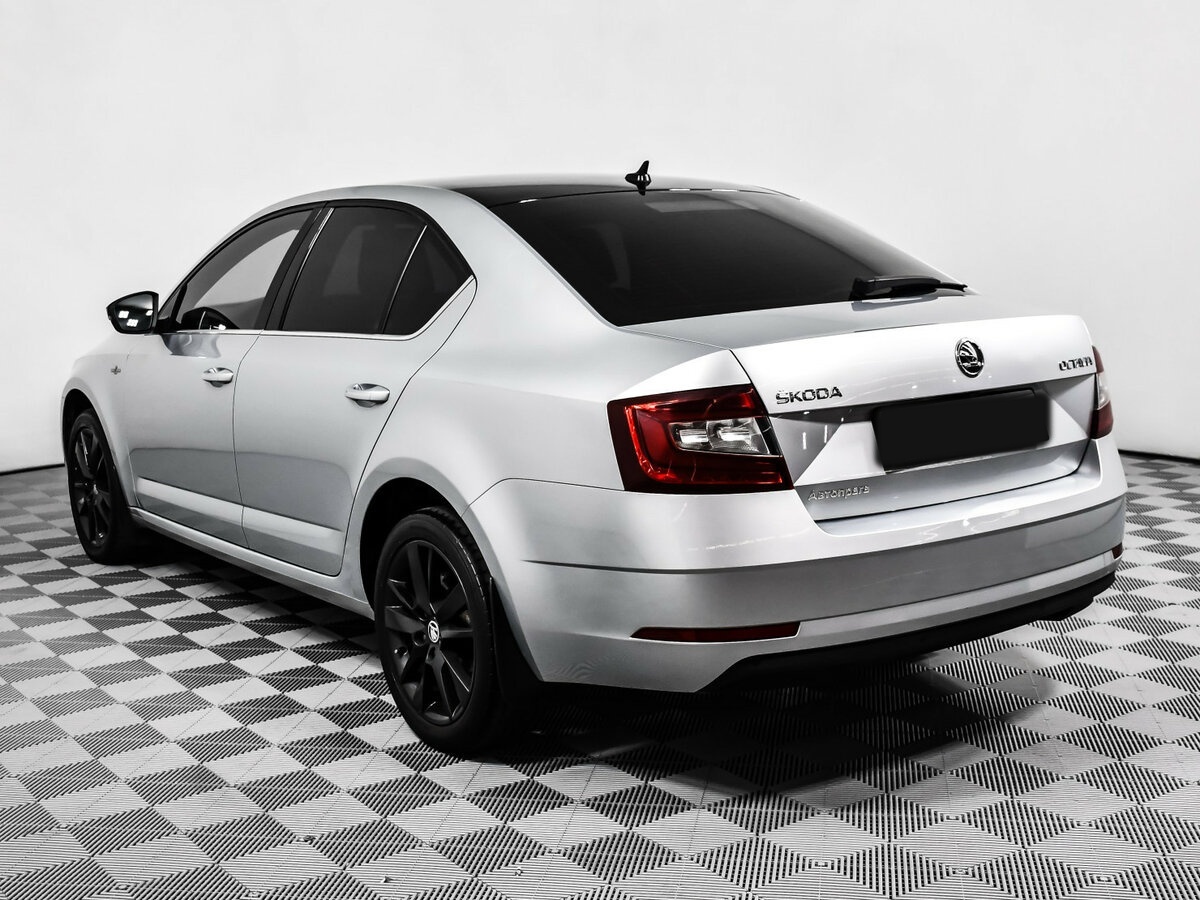 Купить Skoda Octavia с пробегом. Фото: #6