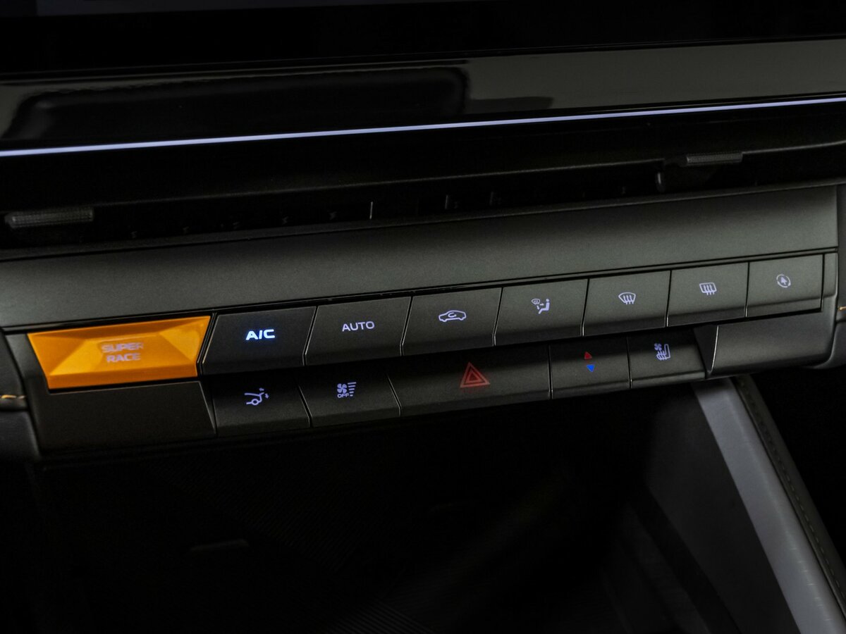 Купить Changan UNI-V с пробегом. Фото: #14