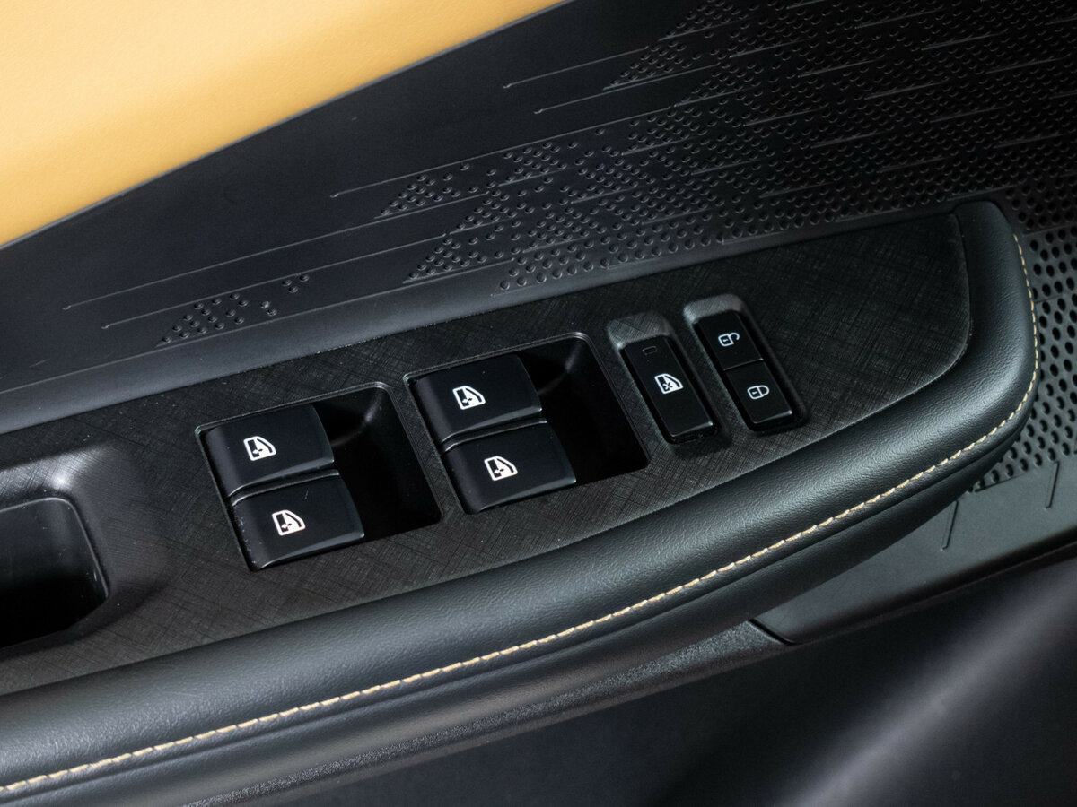 Купить Changan UNI-V с пробегом. Фото: #17