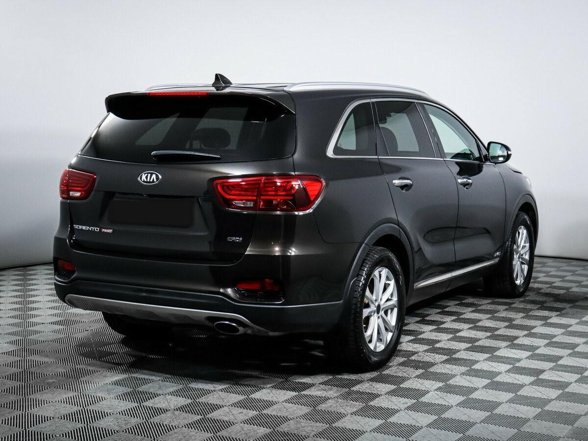 Купить Kia Sorento с пробегом. Фото: #3
