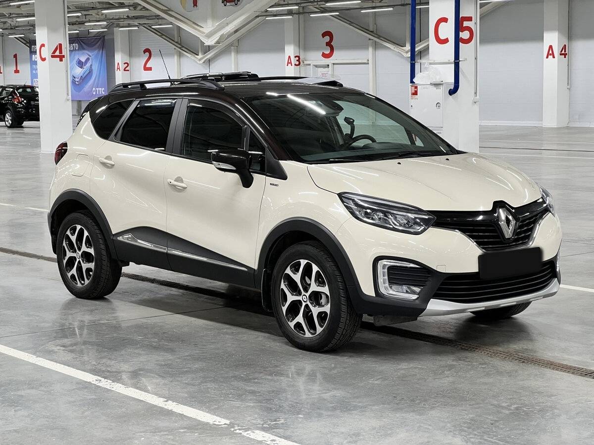 Купить Renault Kaptur с пробегом. Фото: #2