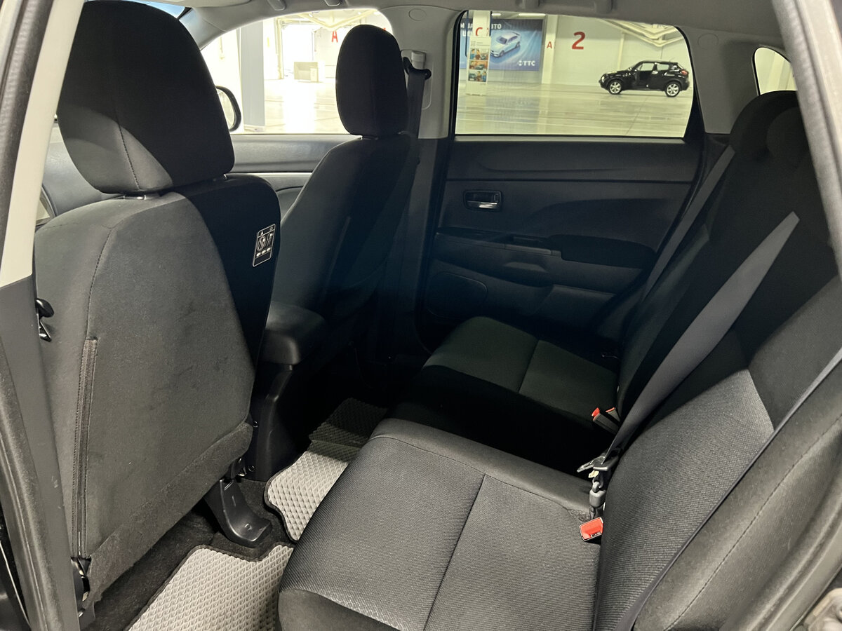 Купить Mitsubishi ASX с пробегом. Фото: #9