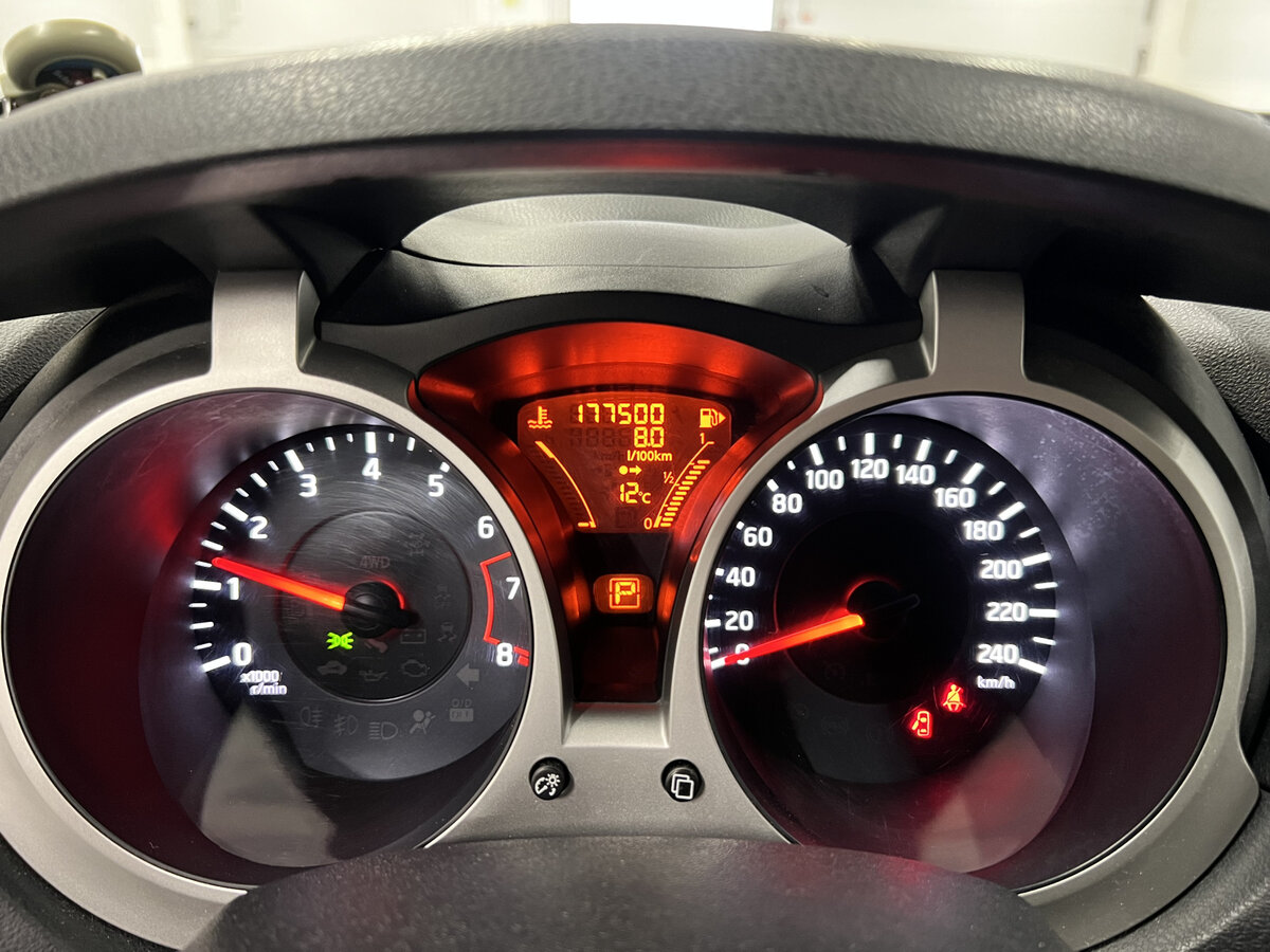 Купить Nissan Juke с пробегом. Фото: #10