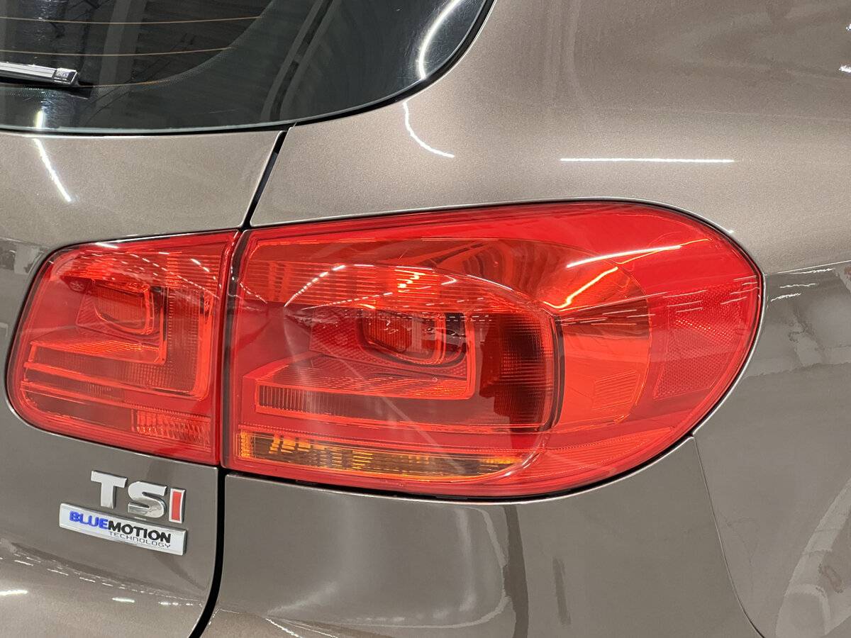 Купить Volkswagen Tiguan с пробегом. Фото: #8