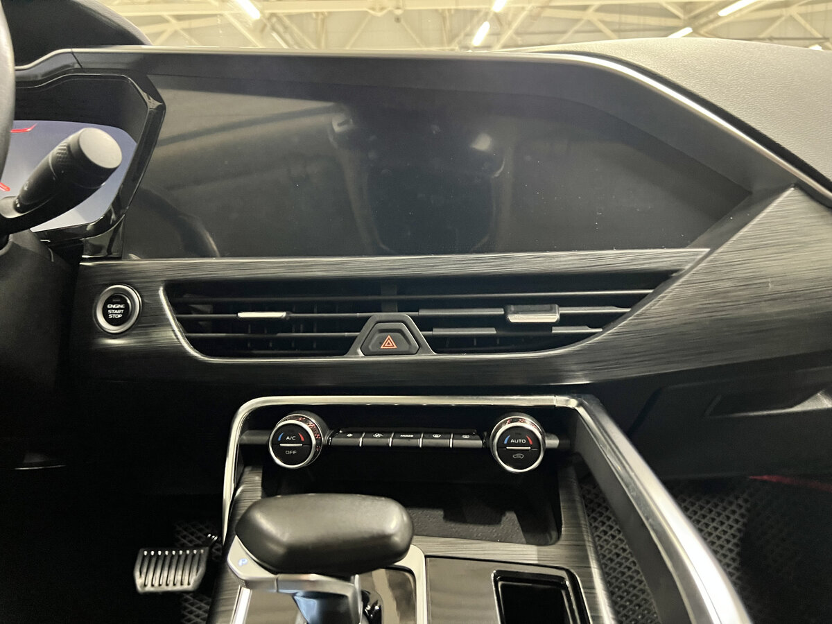 Купить Geely Tugella с пробегом. Фото: #14