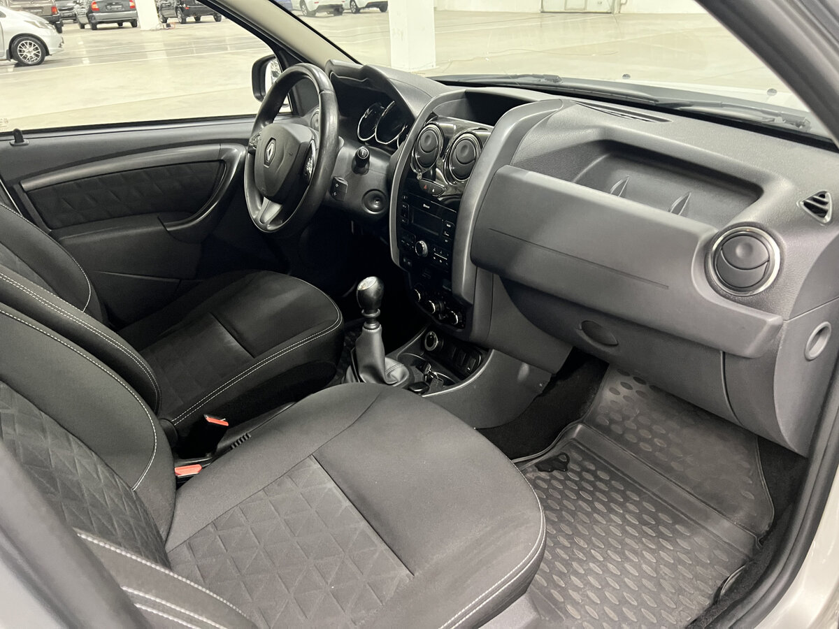 Купить Renault Duster с пробегом. Фото: #10