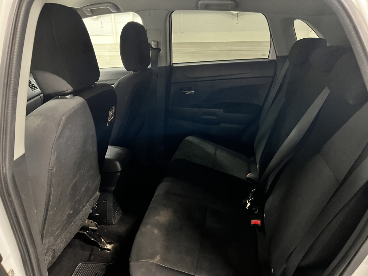 Купить Mitsubishi ASX с пробегом. Фото: #11