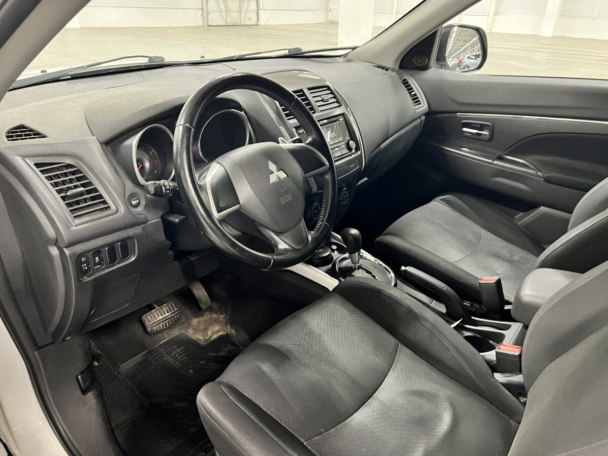 Купить Mitsubishi ASX с пробегом. Фото: #15