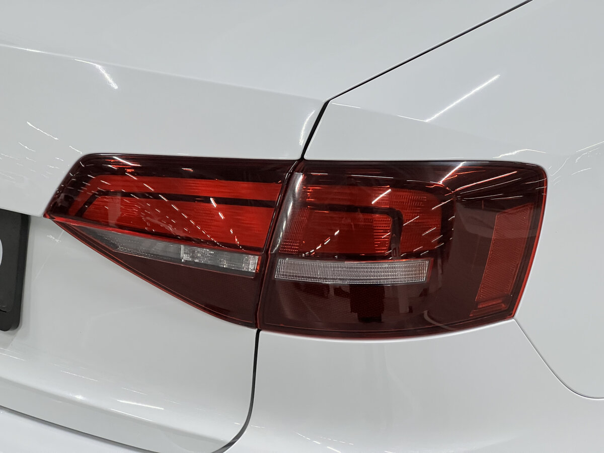 Купить Volkswagen Jetta с пробегом. Фото: #8