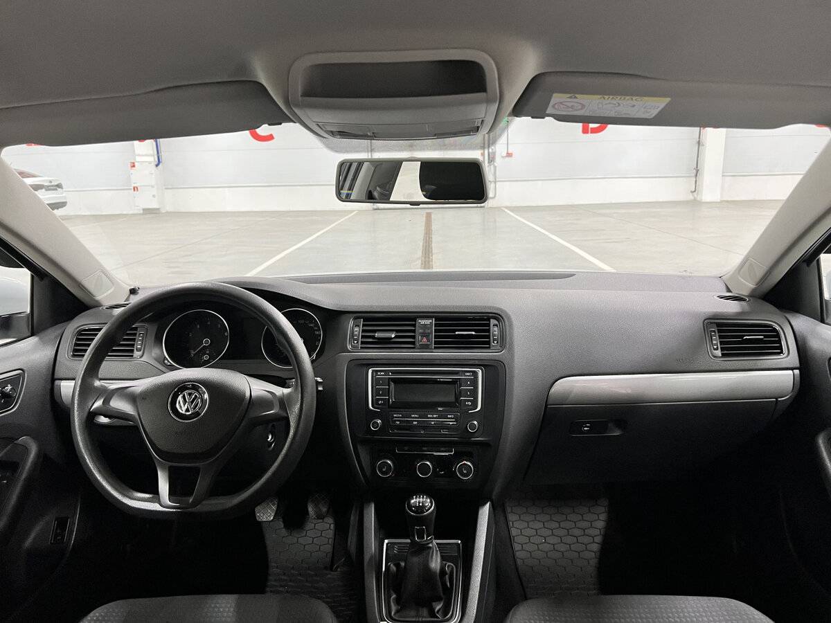 Купить Volkswagen Jetta с пробегом. Фото: #13