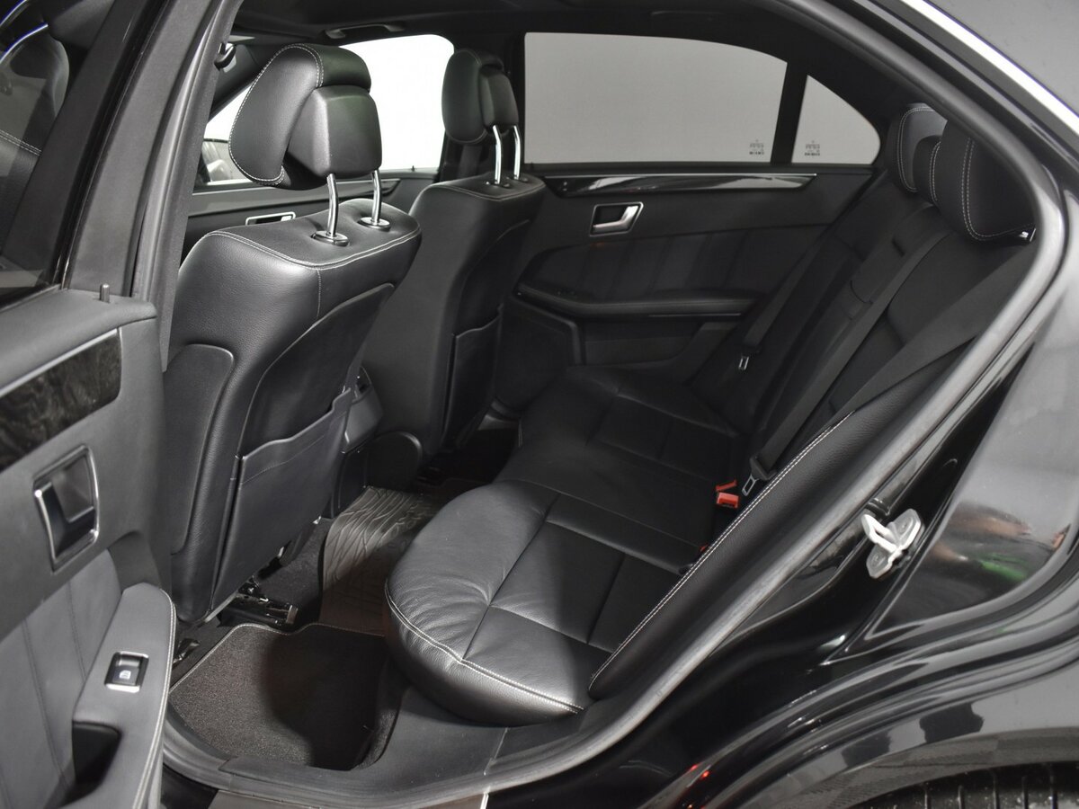 Купить Mercedes-Benz E-Класс с пробегом. Фото: #11