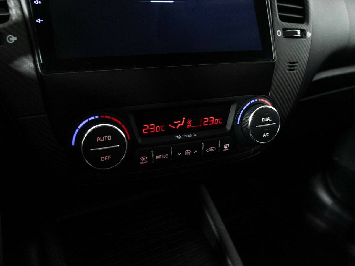 Купить Kia Cerato с пробегом. Фото: #15
