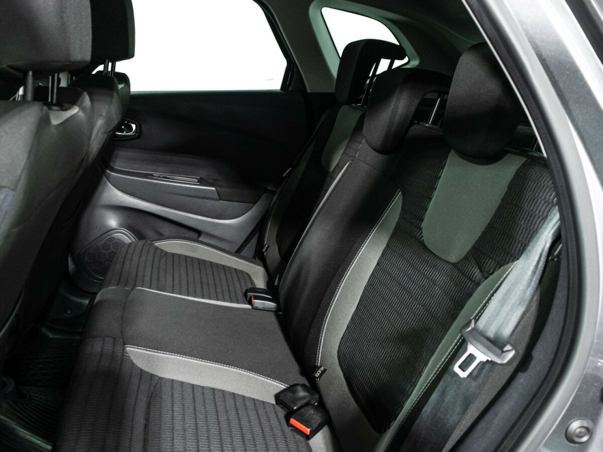 Купить Renault Kaptur с пробегом. Фото: #9