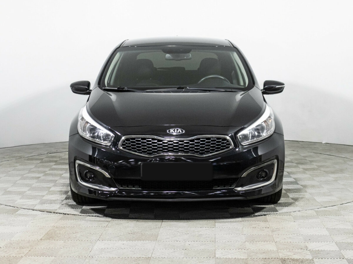 Купить Kia Ceed с пробегом. Фото: #1