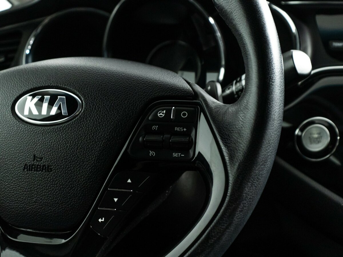 Купить Kia Ceed с пробегом. Фото: #14