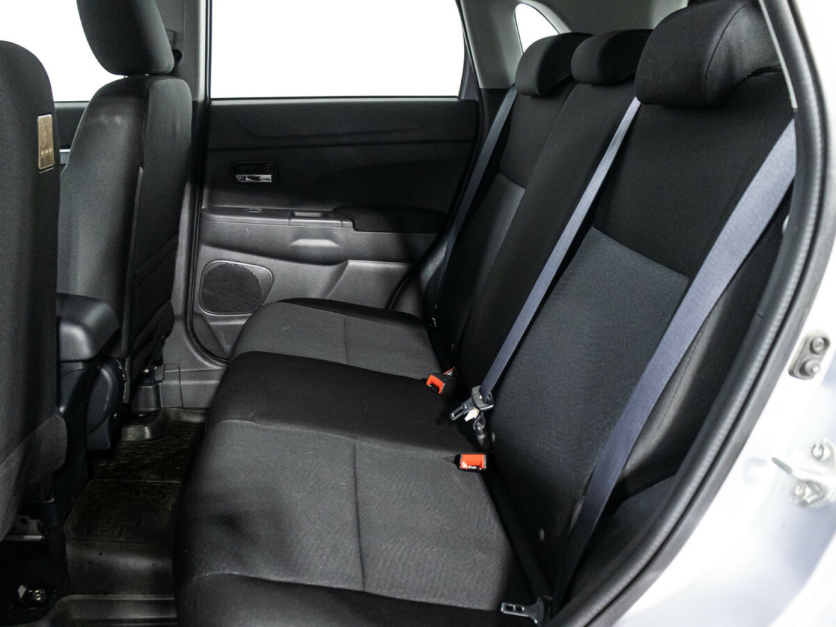 Купить Mitsubishi ASX с пробегом. Фото: #9