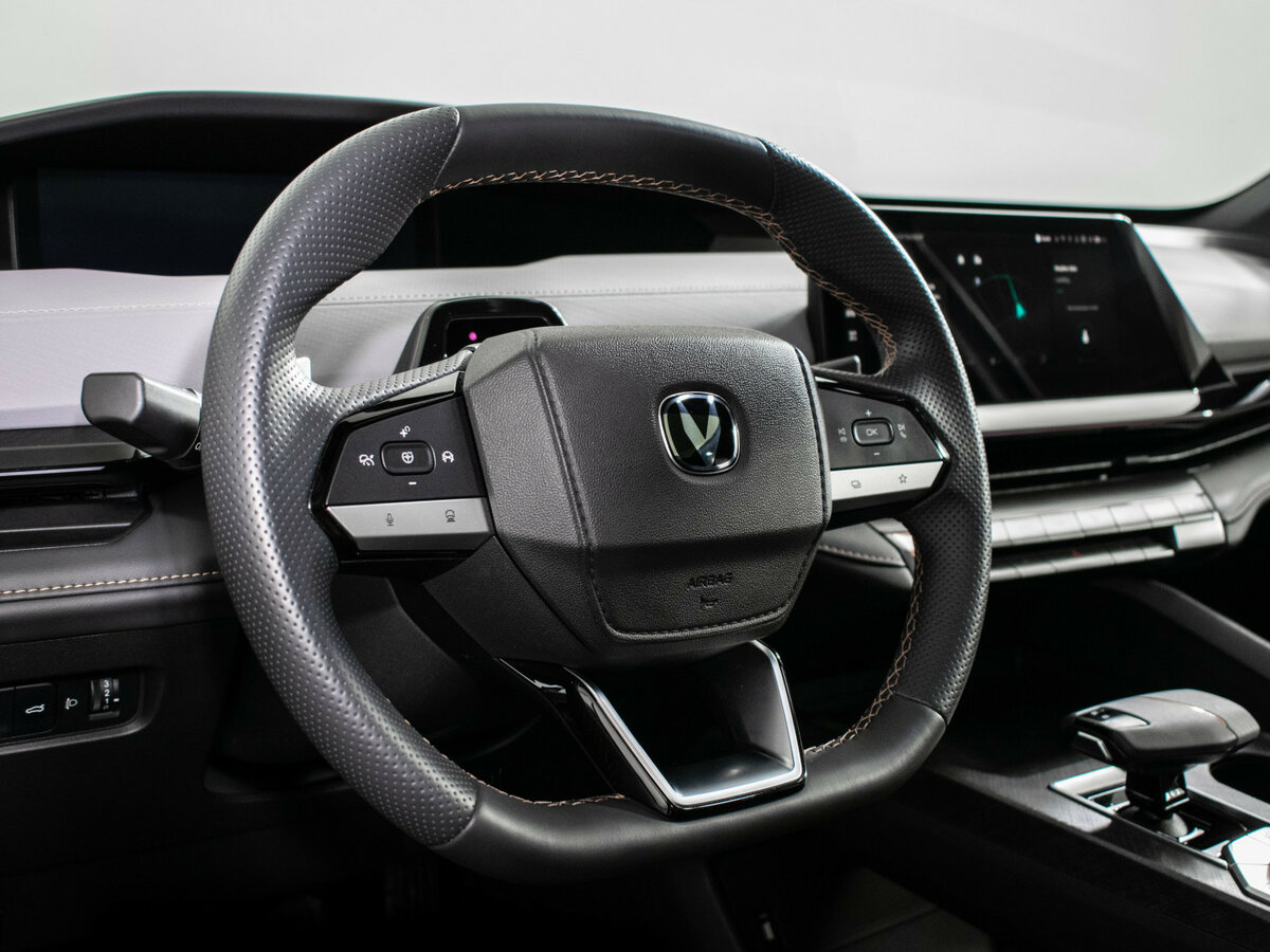 Купить Changan UNI-V с пробегом. Фото: #13