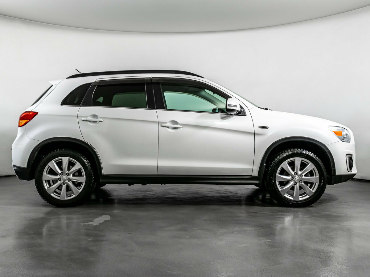 Купить Mitsubishi ASX с пробегом. Фото: #3