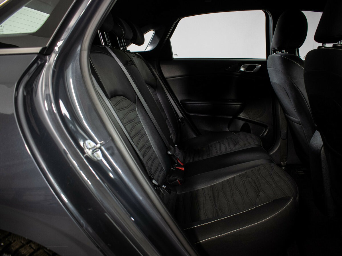 Купить Kia Ceed с пробегом. Фото: #5