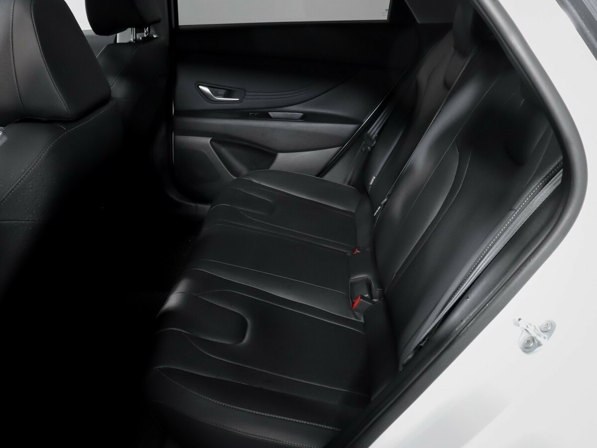 Купить Hyundai Elantra с пробегом. Фото: #7