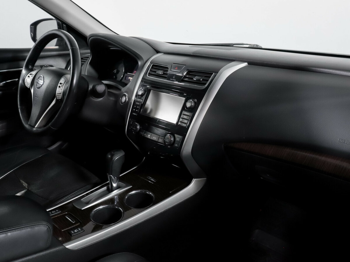 Купить Nissan Teana с пробегом. Фото: #8