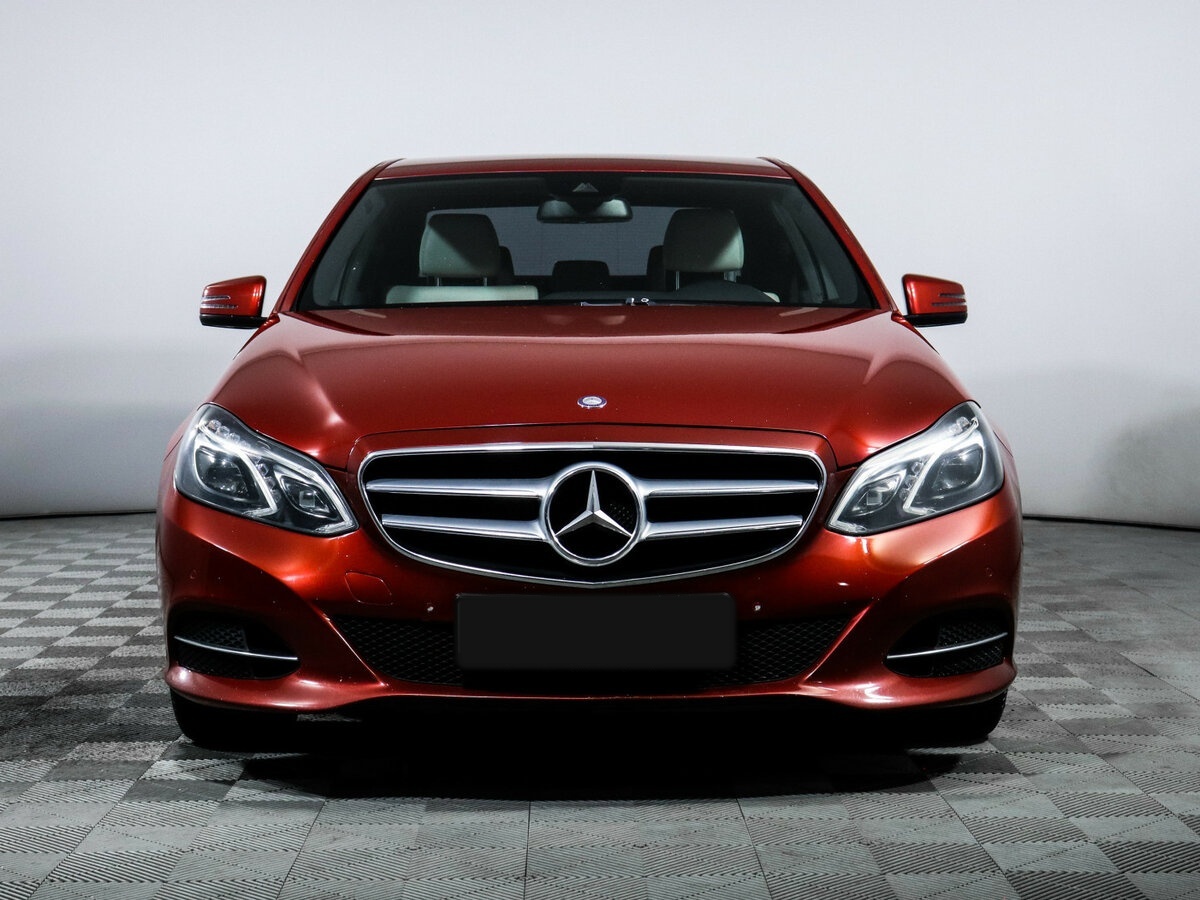 Купить Mercedes-Benz E-Класс с пробегом. Фото: #1