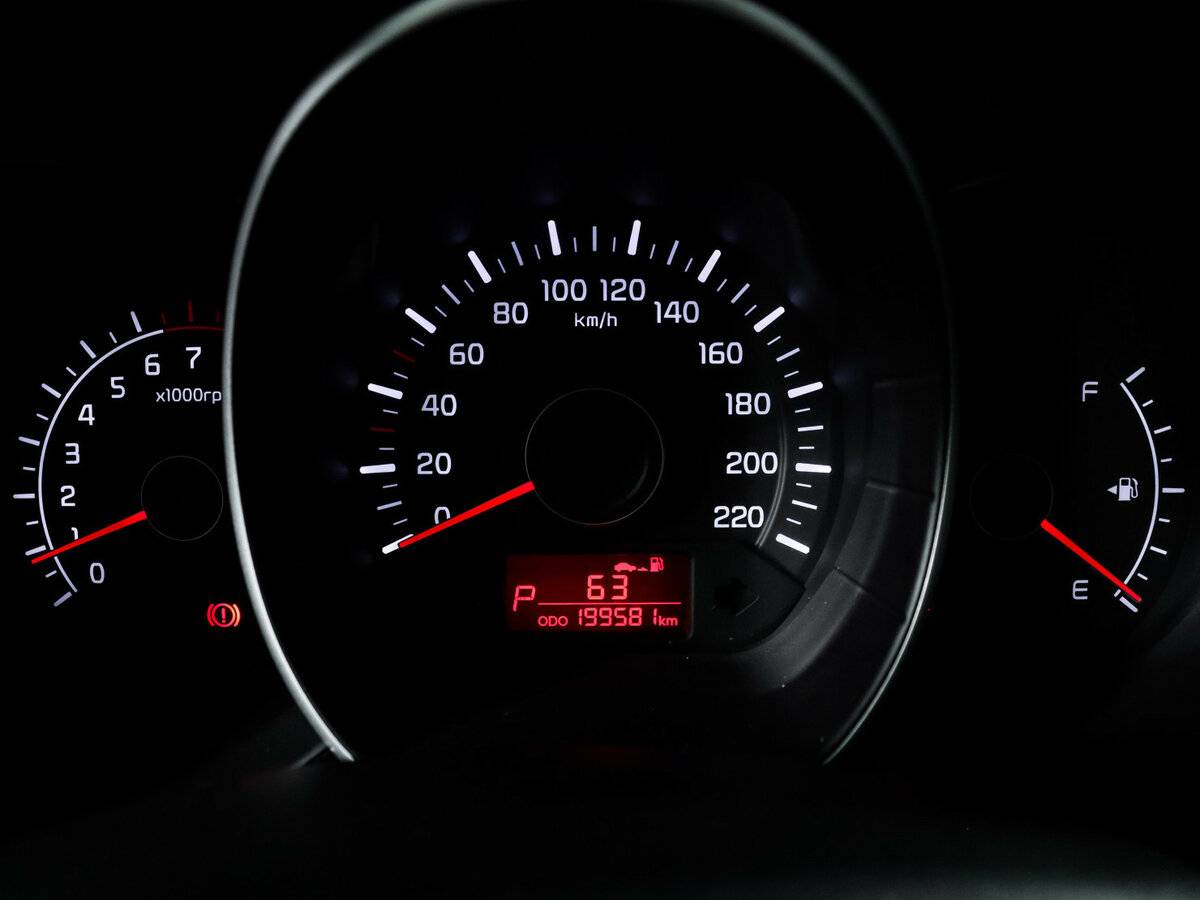 Купить Kia Rio с пробегом. Фото: #8