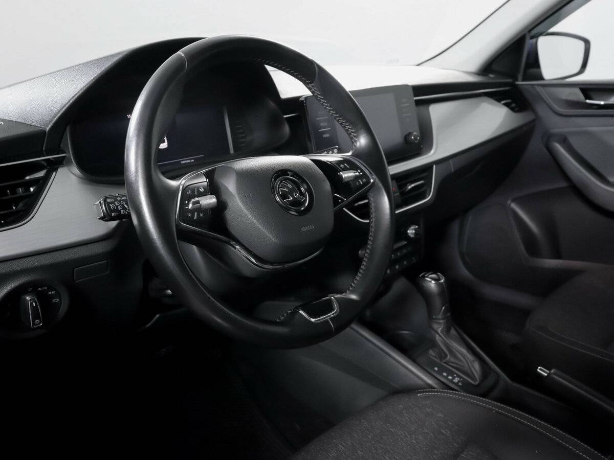 Купить Skoda Rapid с пробегом. Фото: #11