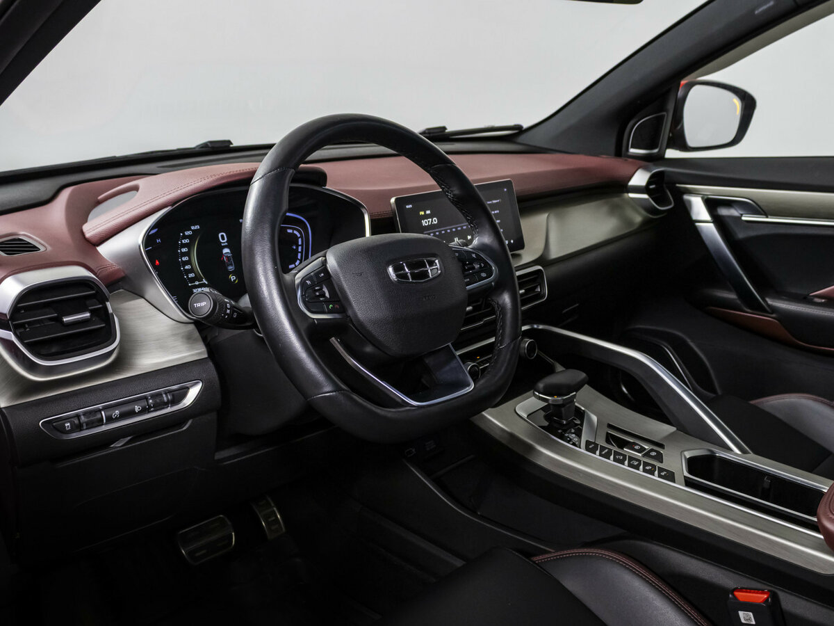 Купить Geely Coolray с пробегом. Фото: #8