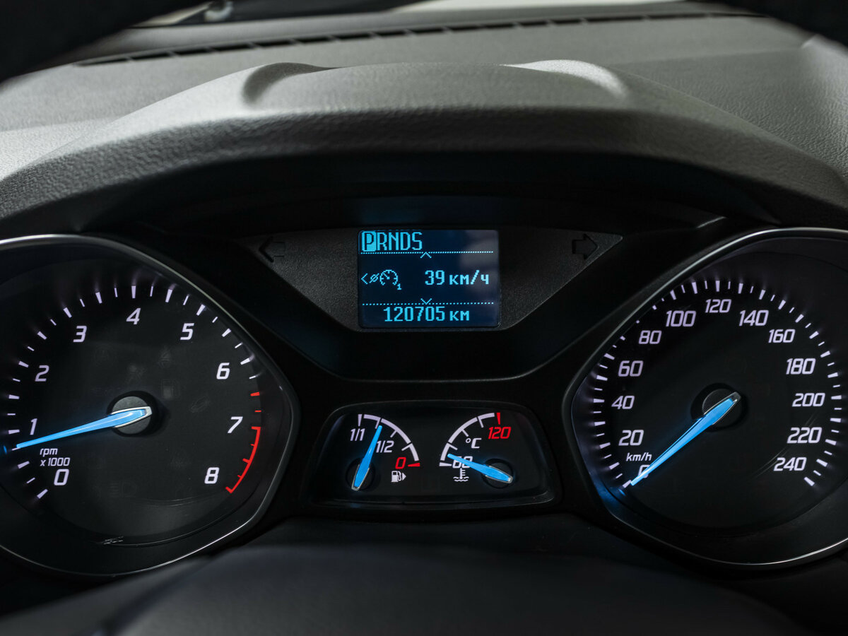 Купить Ford Kuga с пробегом. Фото: #9