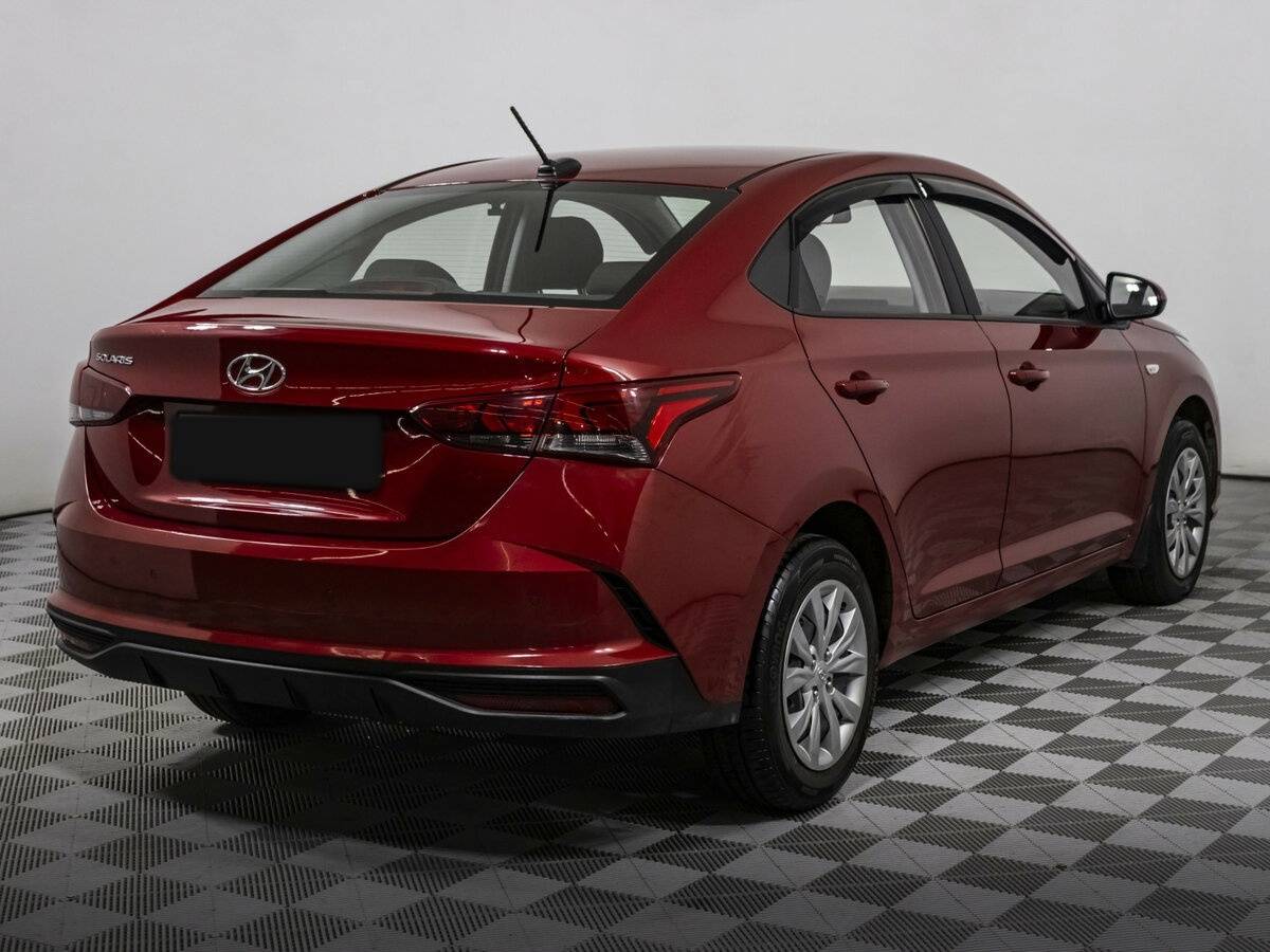 Купить Hyundai Solaris с пробегом. Фото: #4