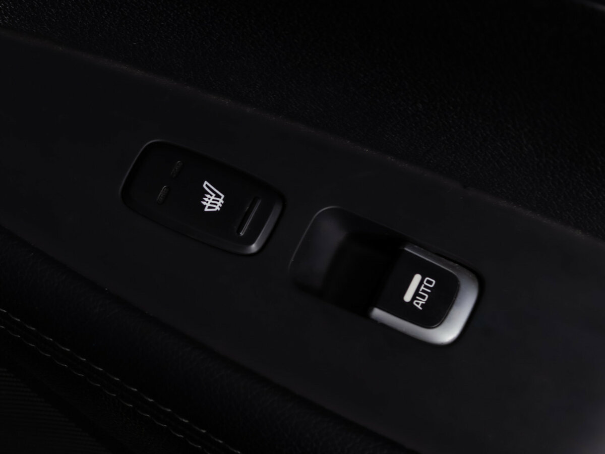 Купить Kia Sorento с пробегом. Фото: #17