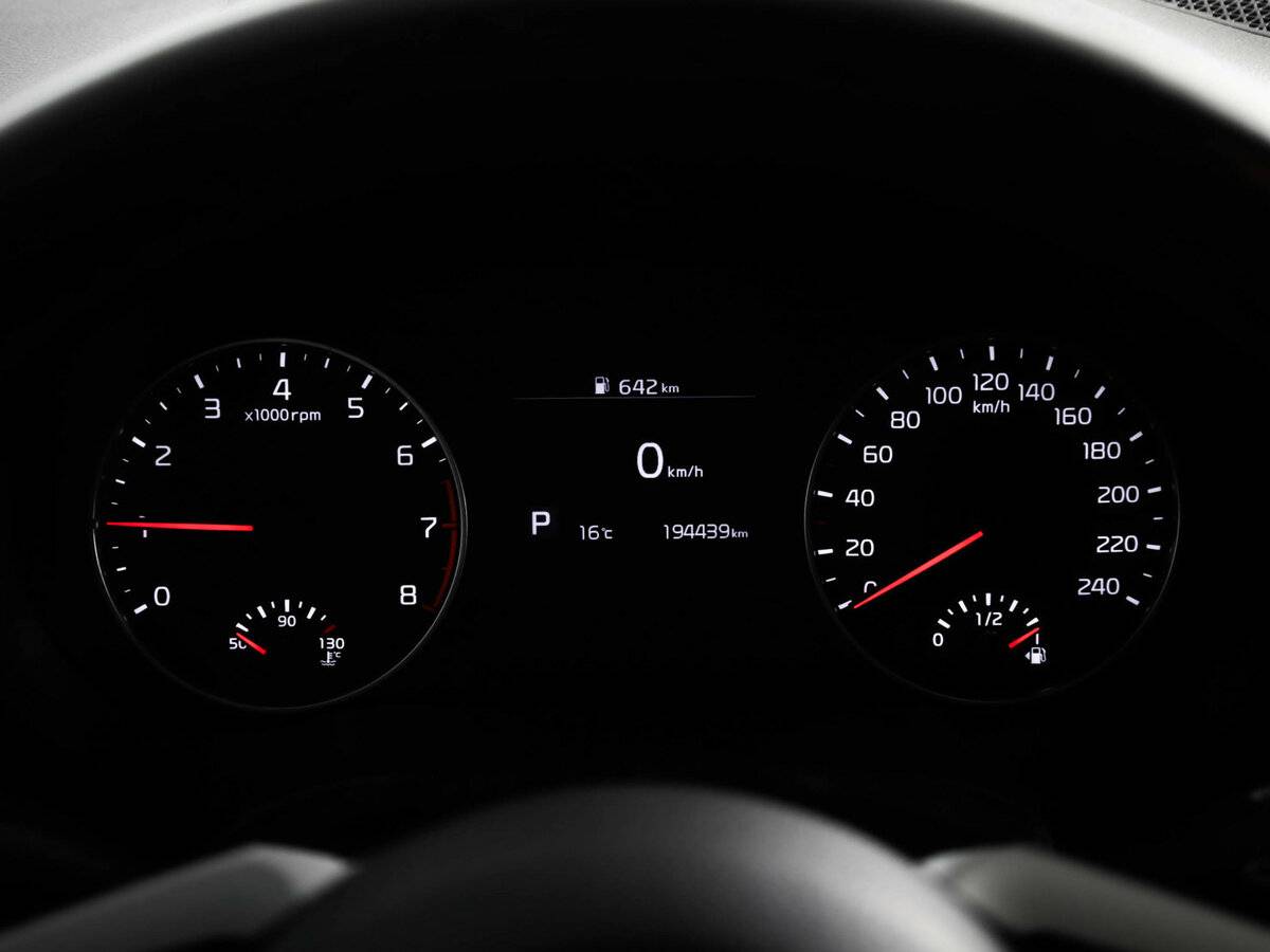 Купить Kia Seltos с пробегом. Фото: #10