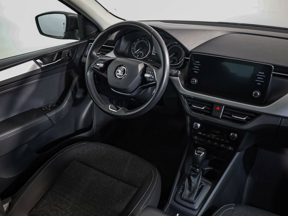 Купить Skoda Rapid с пробегом. Фото: #6