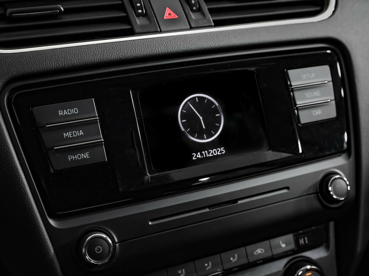 Купить Skoda Octavia с пробегом. Фото: #12