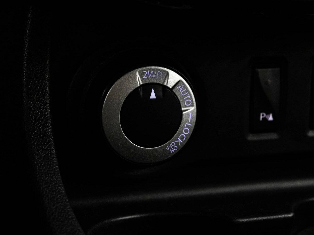 Купить Nissan Terrano с пробегом. Фото: #11