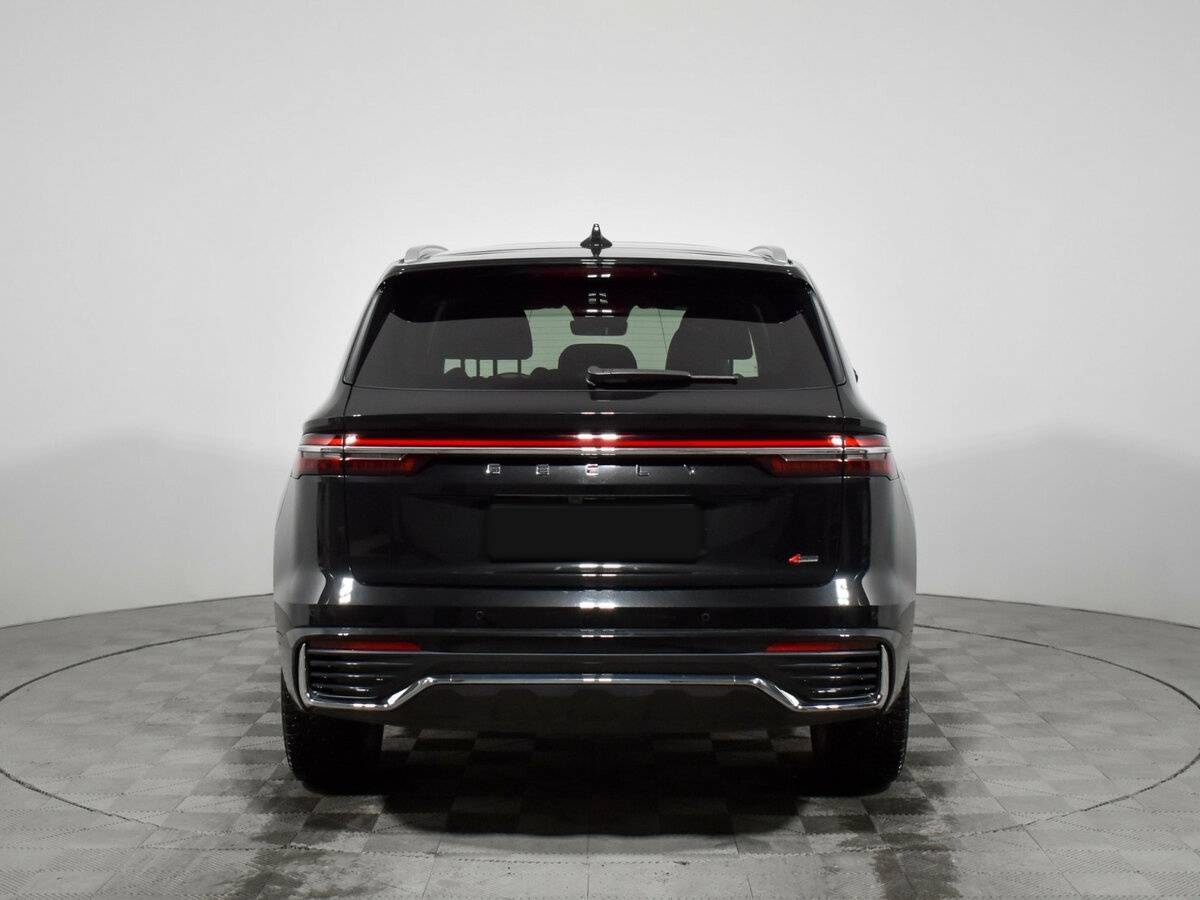 Купить Geely Monjaro с пробегом. Фото: #4