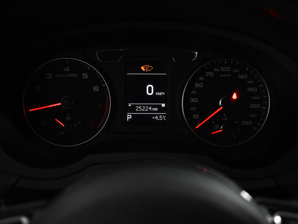 Купить Audi Q3 с пробегом. Фото: #14