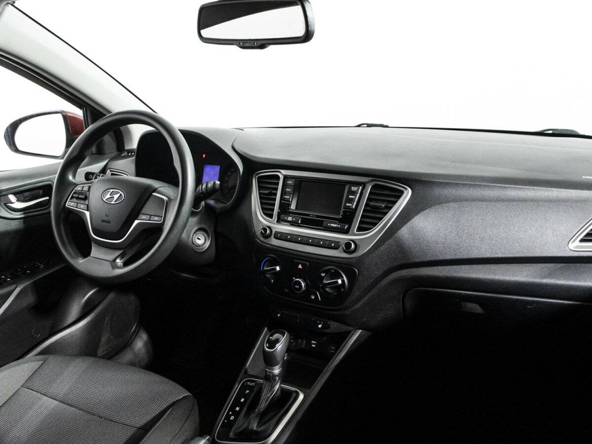 Купить Hyundai Solaris с пробегом. Фото: #8