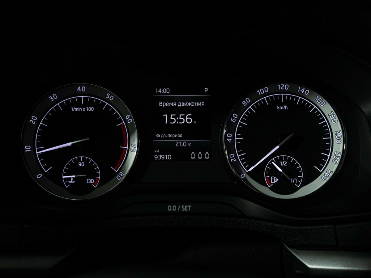 Купить Skoda Karoq с пробегом. Фото: #11