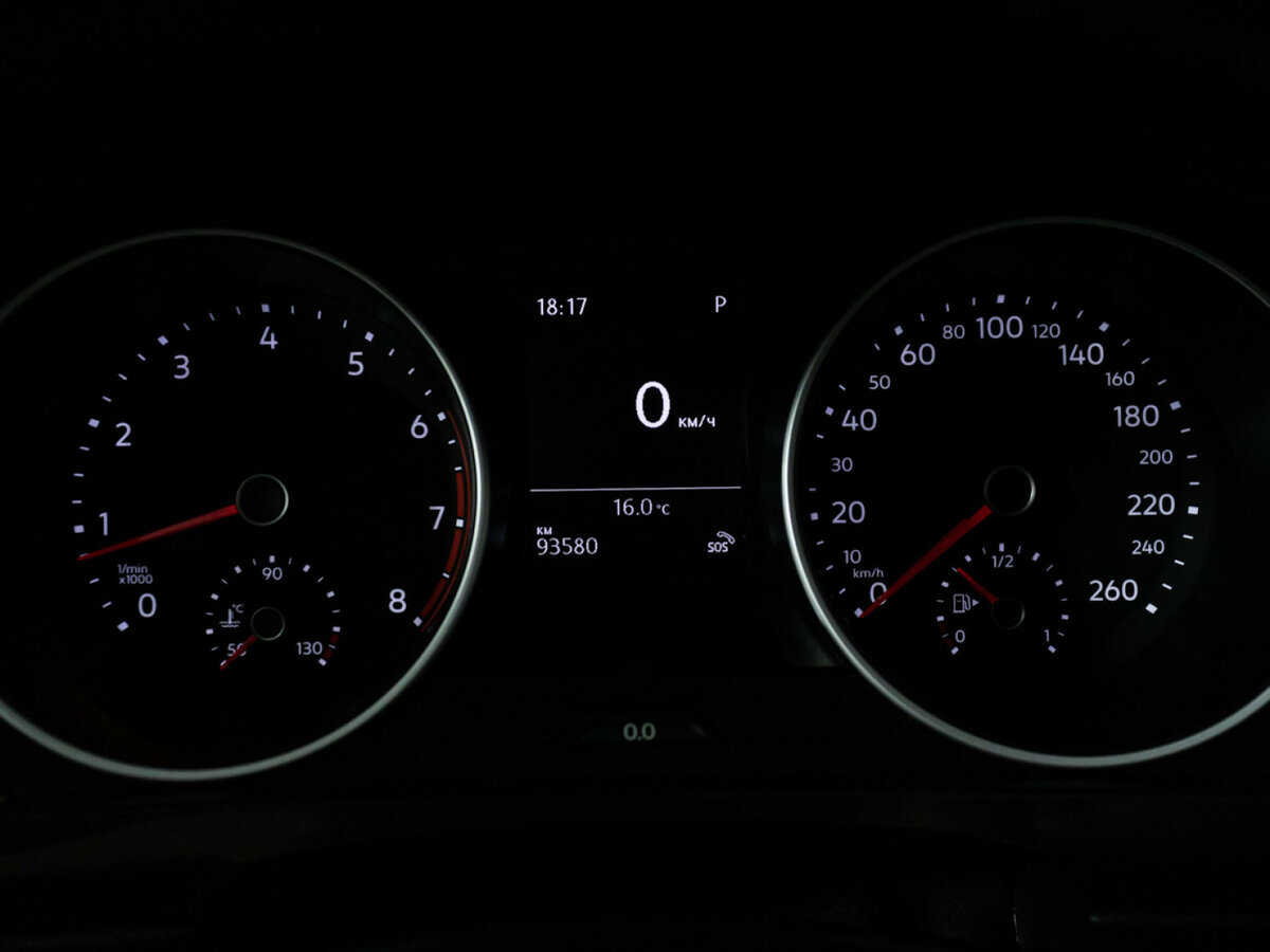 Купить Volkswagen Tiguan с пробегом. Фото: #10