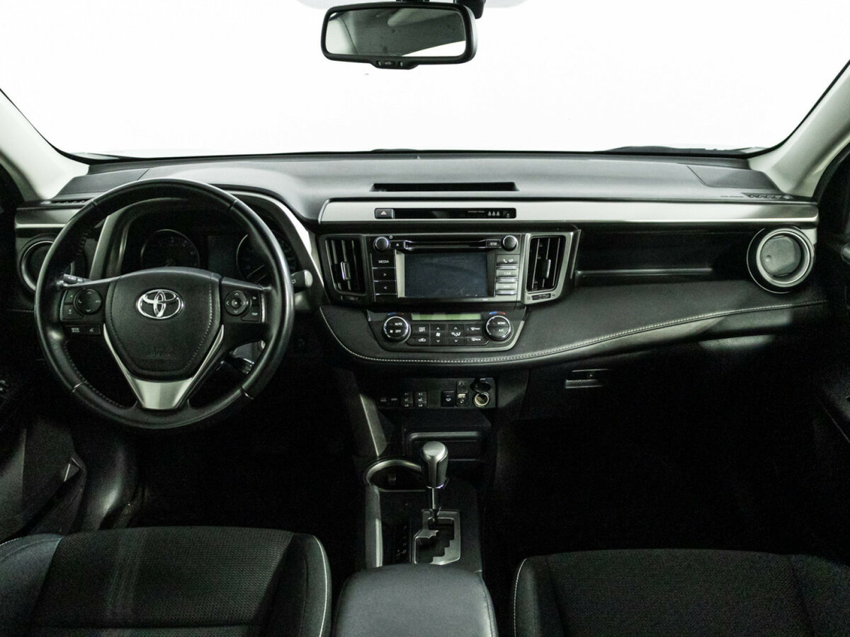 Купить Toyota RAV4 с пробегом. Фото: #11