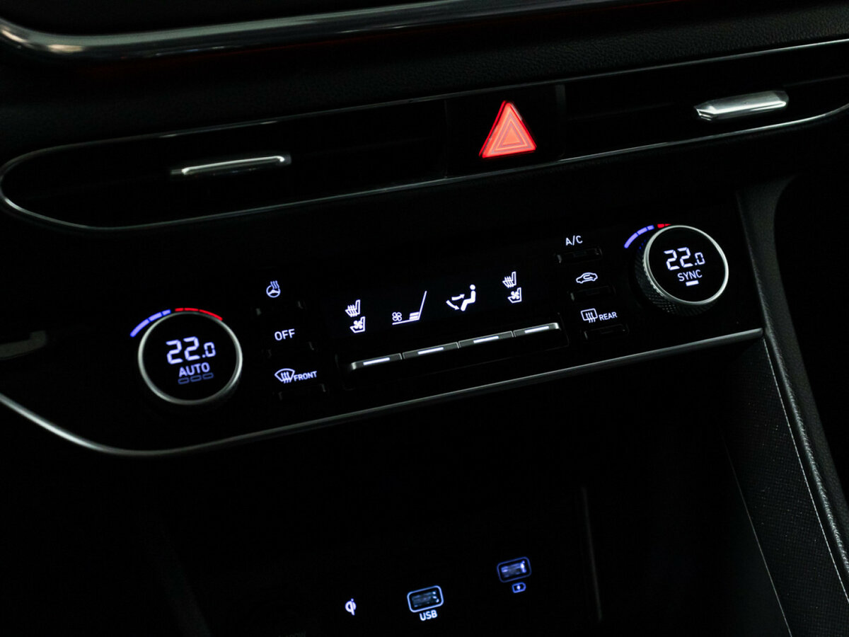 Купить Hyundai Sonata с пробегом. Фото: #18