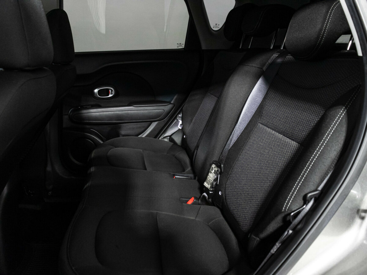 Купить Kia Soul с пробегом. Фото: #9