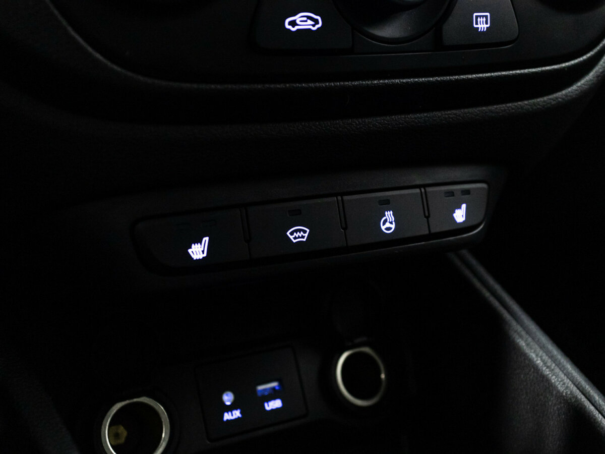 Купить Hyundai Solaris с пробегом. Фото: #15