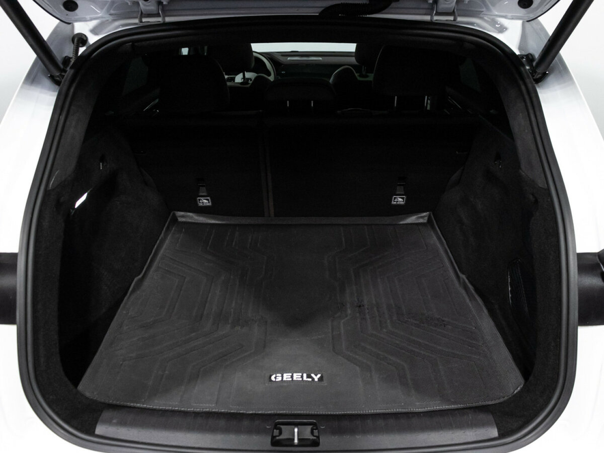 Купить Geely Monjaro с пробегом. Фото: #21