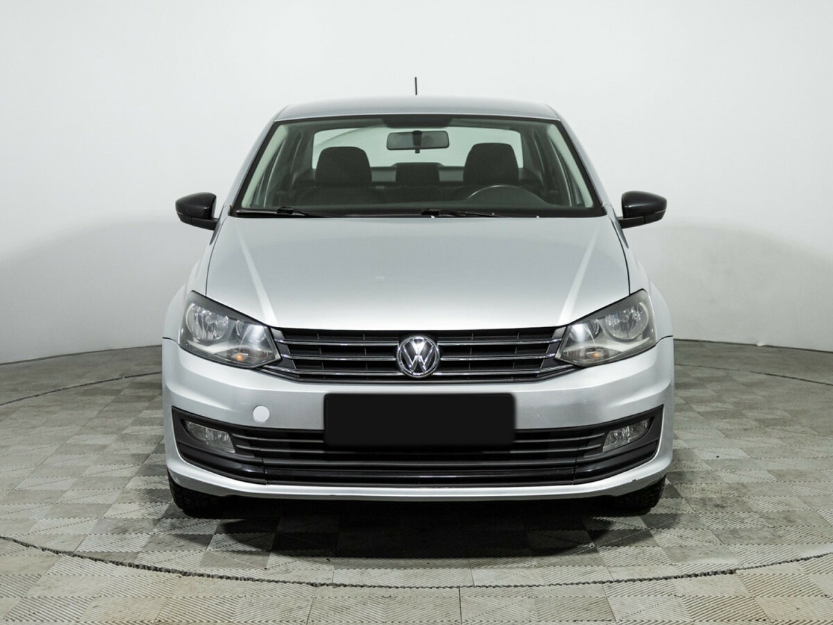 Купить Volkswagen Polo с пробегом. Фото: #1