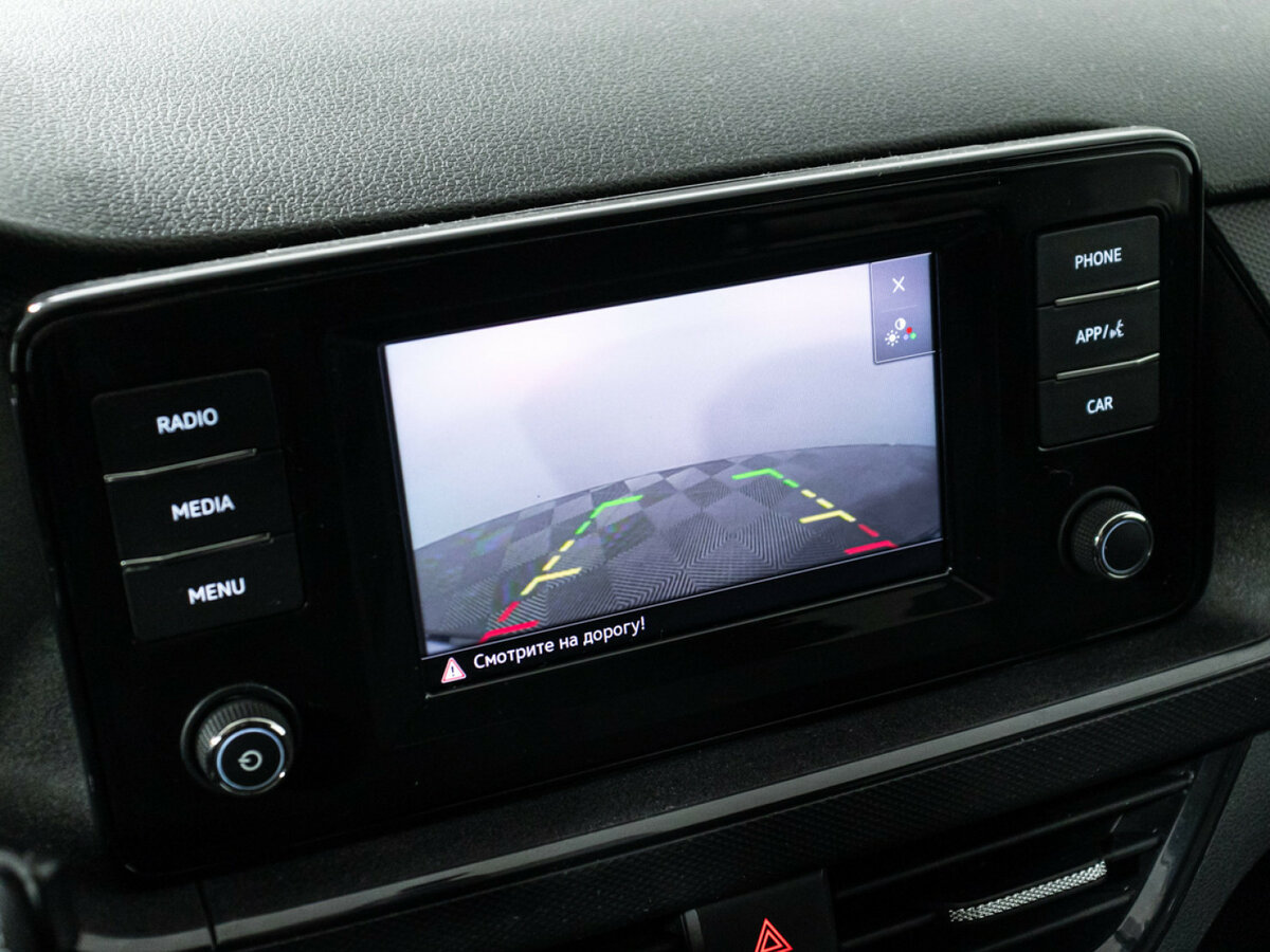 Купить Volkswagen Polo с пробегом. Фото: #13