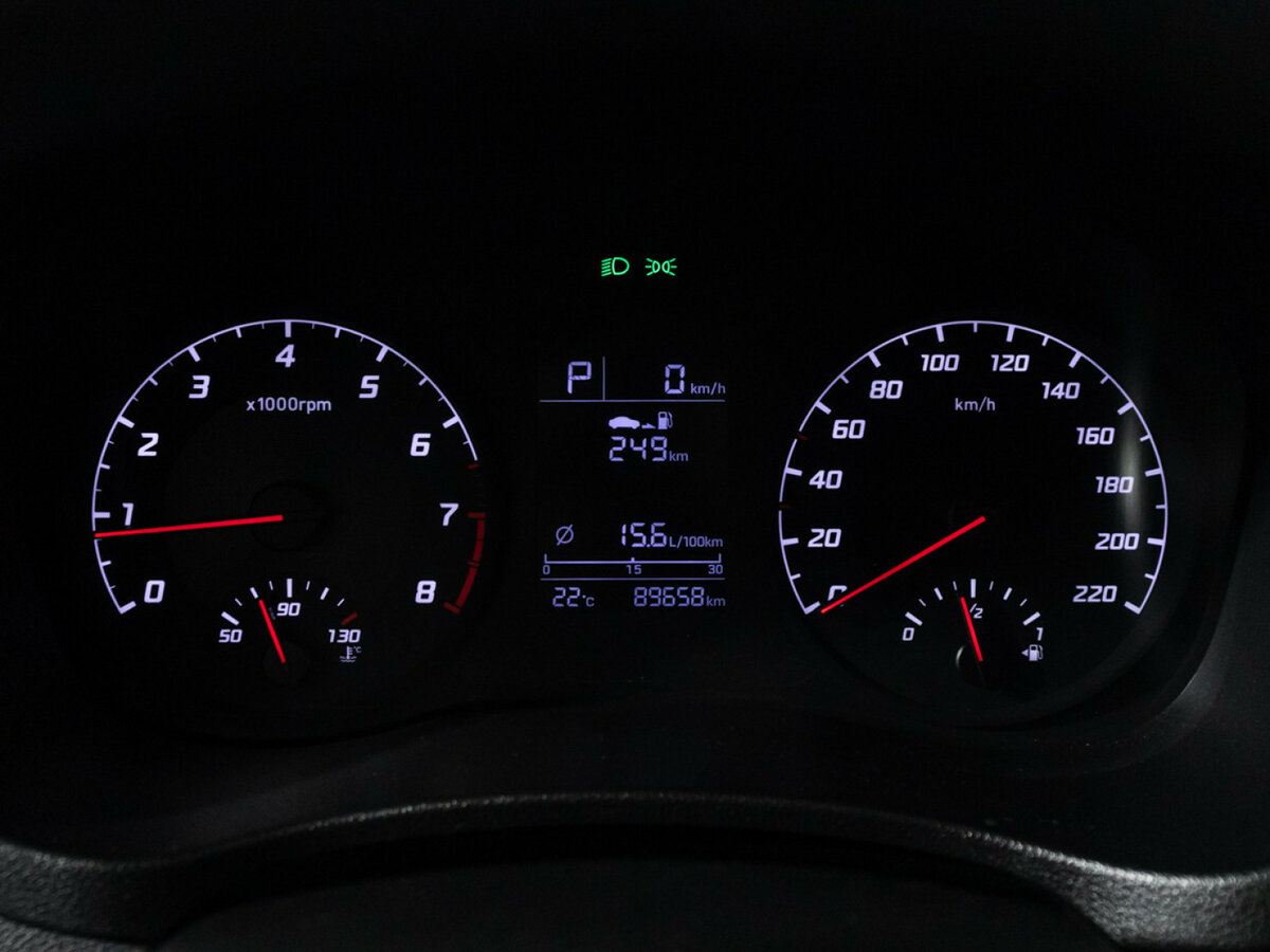 Купить Hyundai Solaris с пробегом. Фото: #11