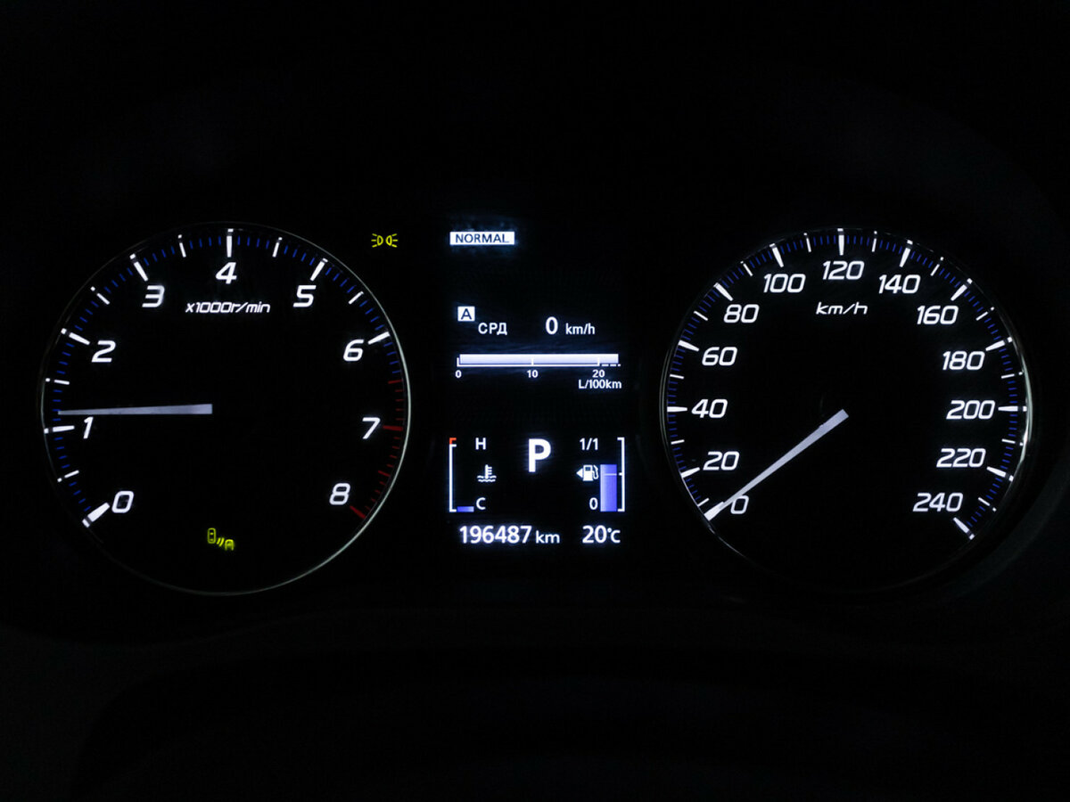 Купить Mitsubishi Outlander с пробегом. Фото: #9